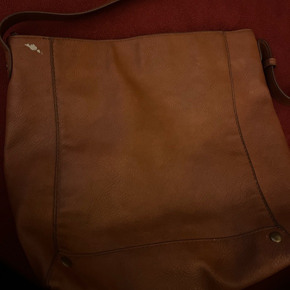 Universal Thread Purse - Picture 4 of 7